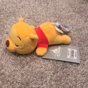 New with tags Winnie the Pooh 6” Cuddleez Plush